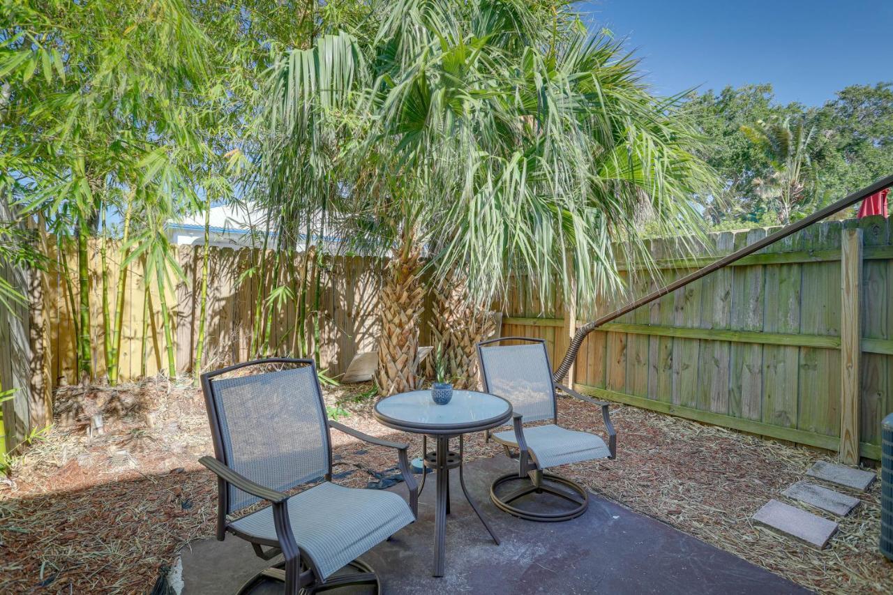 Breezy Cape Canaveral Townhome About 1 Mi To Beach! Exterior foto